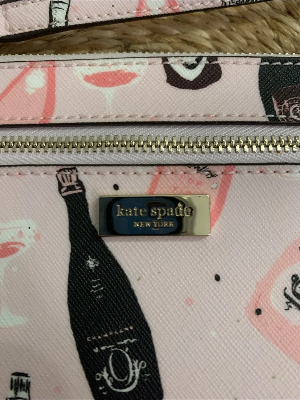 Kate spade Champagne Toss pink multi wristlet